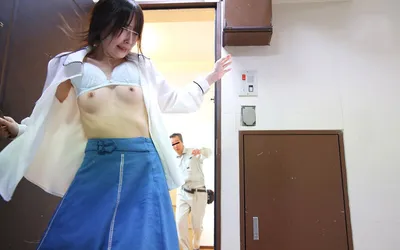Bị cưỡng bức cô gái tìm đến người nhà cạnh bên giúp đỡ nhưng thật đen đủi khi hắn ta cũng…