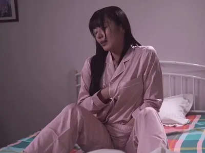 Tự sướng hàng đêm vì anh xã bỏ bê, bà xã quyết định tìm đến ứng dụng hèn hò