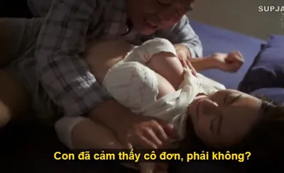 Nhìn con trai mải miết lao vào công việc khiến vợ nó cô quạnh, ông bố chồng nổi máu yêu cuồng nhiệt đè ra nện con dâu.